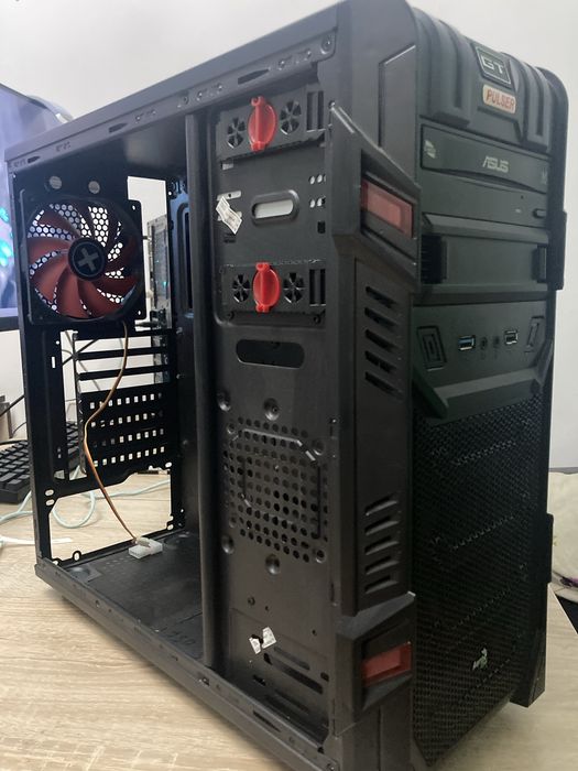Корпус кейс для компьютера
