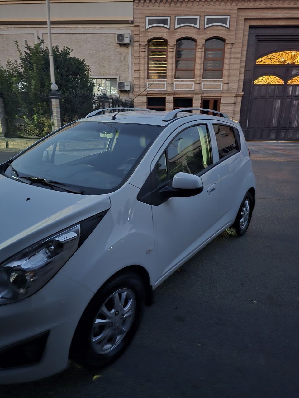 Chevrolet Spark 2022 Elegant AT Plus full pozitsiya