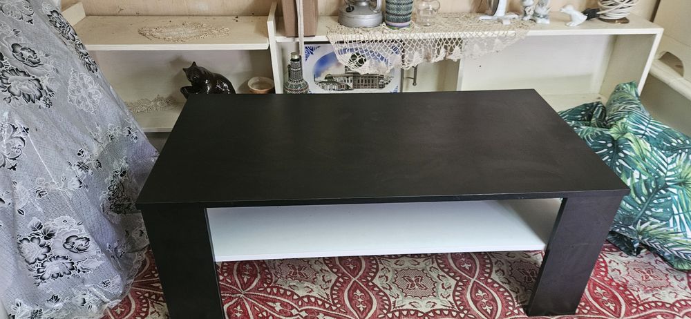 Холна маса  ползвана малко