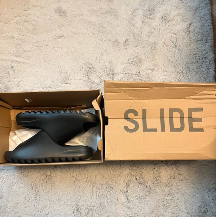 Adidas Yeezy Slides