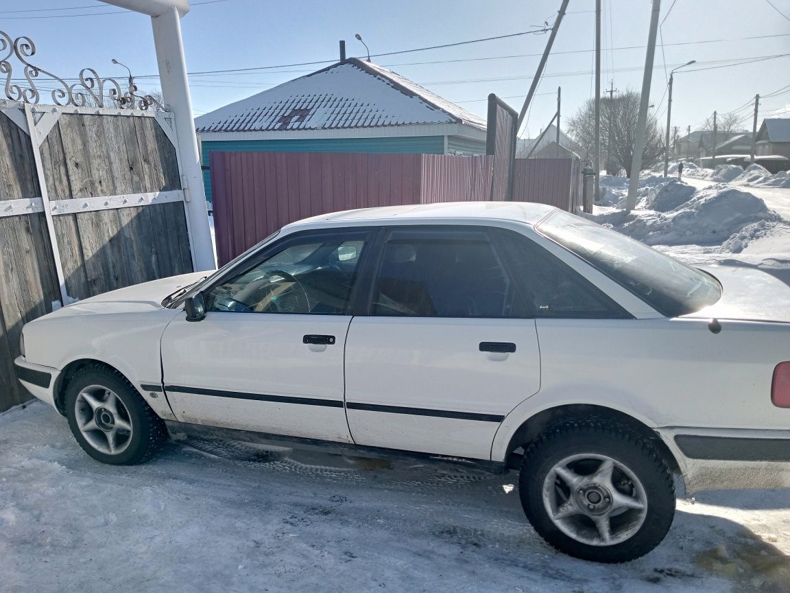 Продам Audi 80 b4