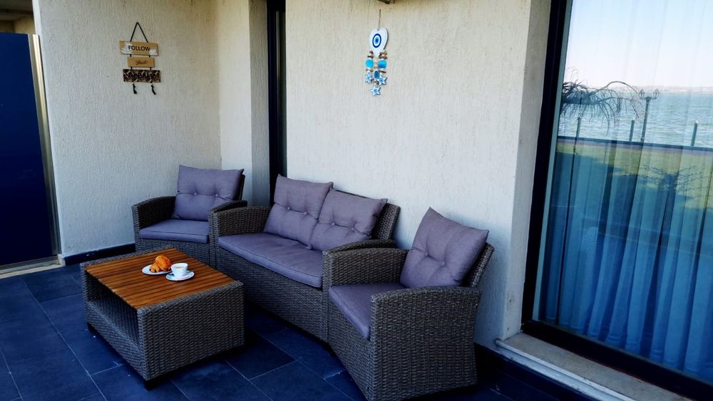 Studio de inchiriat, zona Mamaia/Butoaie, cu terasa si vedere la lac
