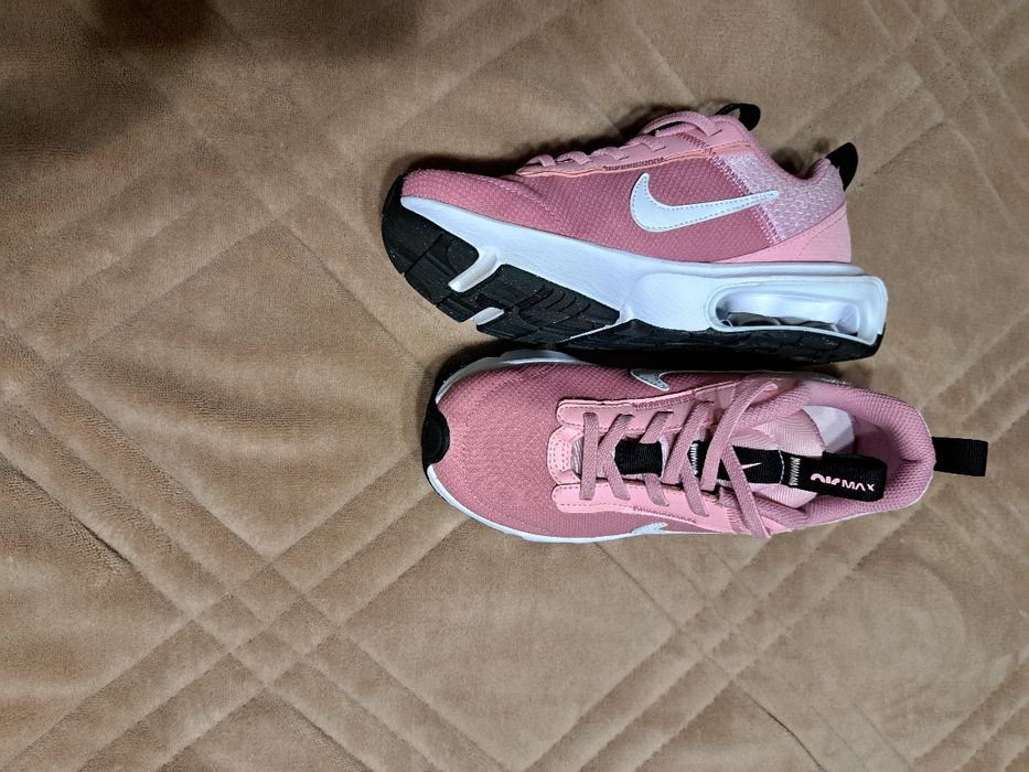 Маркови маратонки