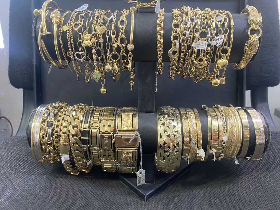 Златни накити 585