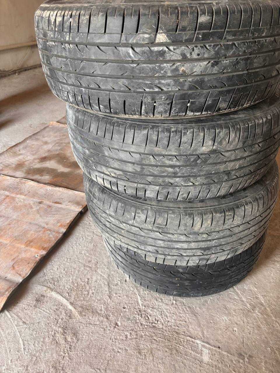 Bridgestone Dueler HP Sport 225/55 R18 98V