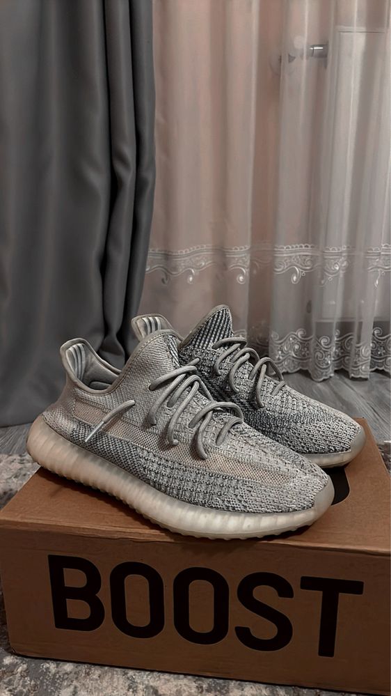 Adidas Yeezy Boost 350 "Cloud White"