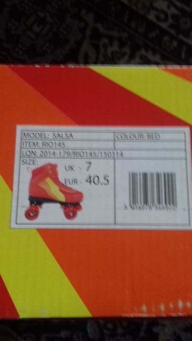Vand patine cu rotile+protectii Rio Roller (marimea 40.5-noi) Unisex.