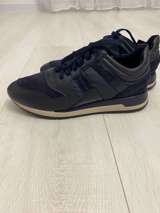 Чисто Нови сникърси Geox- 39 номер, кожа и велур