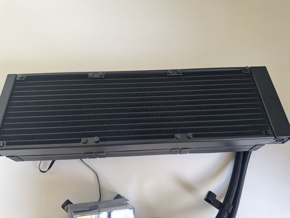 Водяное охлаждение DeepCool LT720