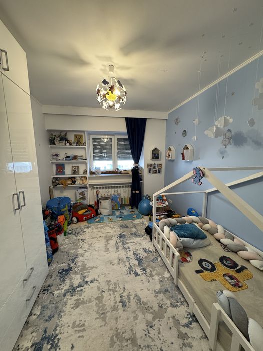 Apartament 3 cam Stadion la ST-uri / etaj 3 / gaze / boxa / mobilat