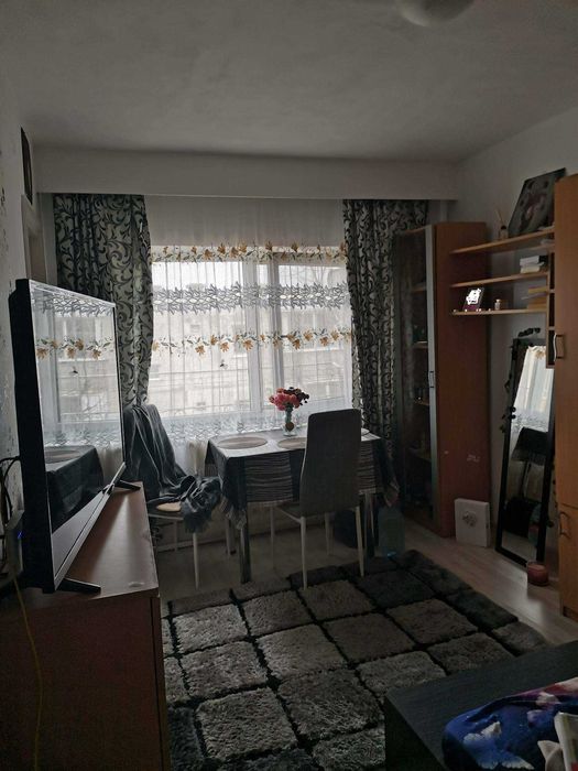 VAND sau schimb cu casa ,apartament/garsoniera + dif ,garsoniera 6 van