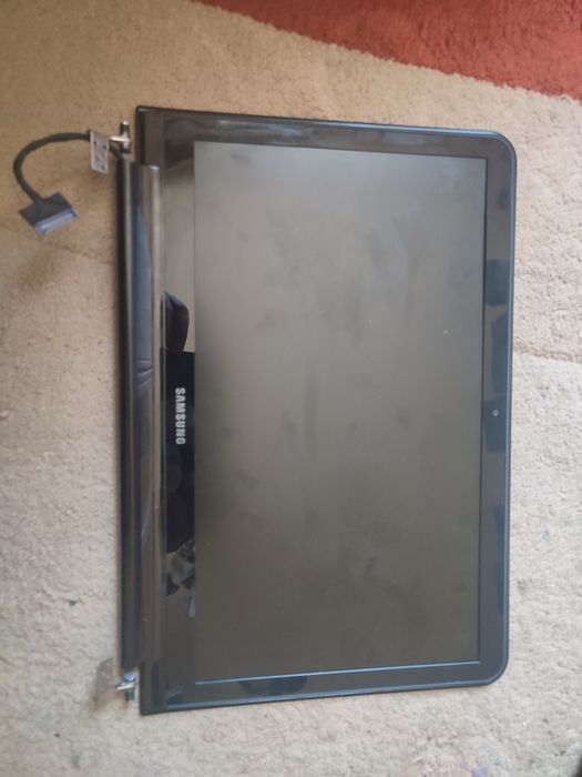 Amsamblu Display + Balamale + LVDS - Samsung 900x NP900X3A