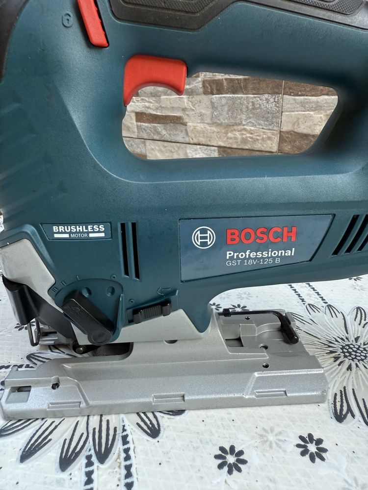 Акумулаторен прободен трион Bosch GST 18V-Li B Professional,