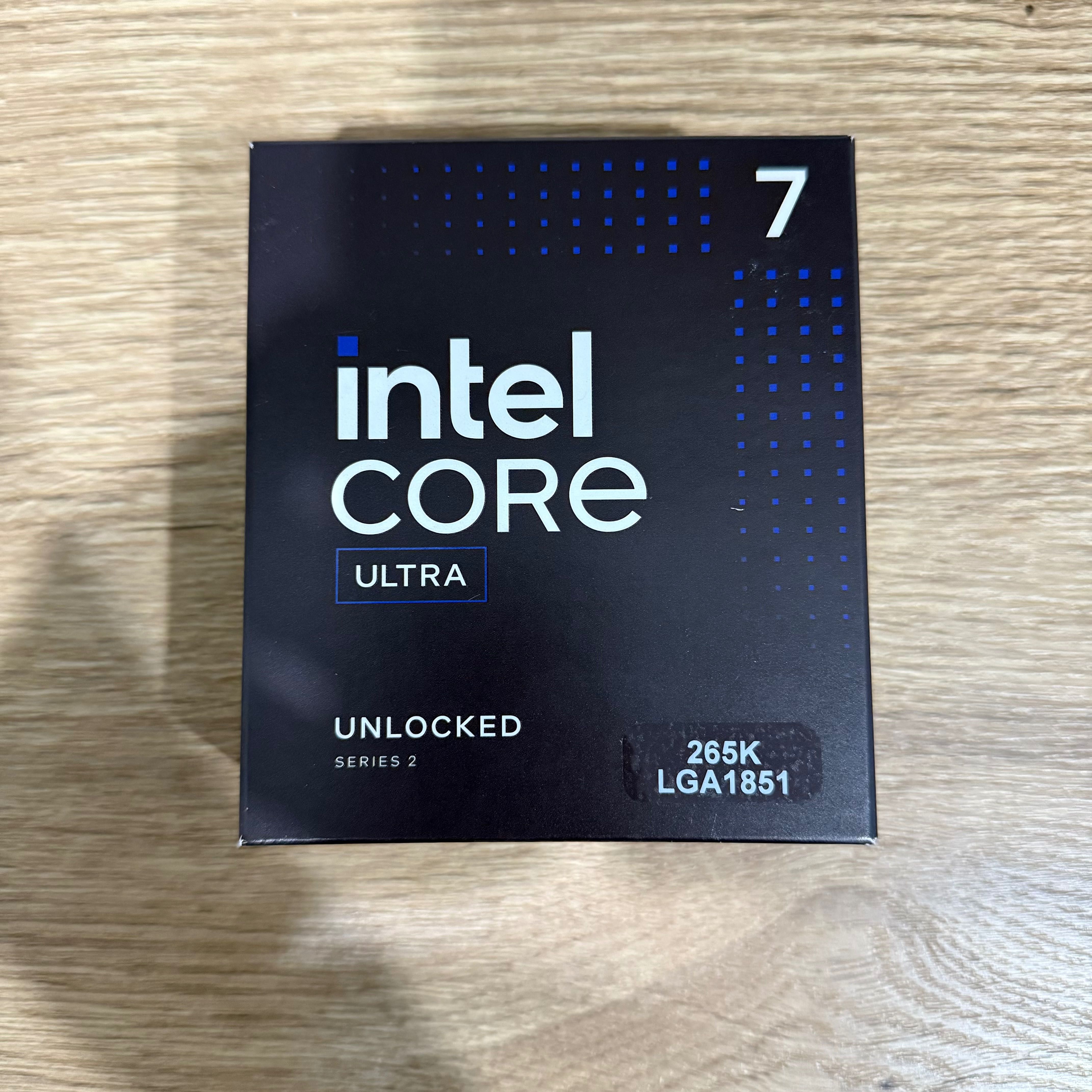 Новый процессор Intel core Ultra u7 265, в заводской упаковке.
