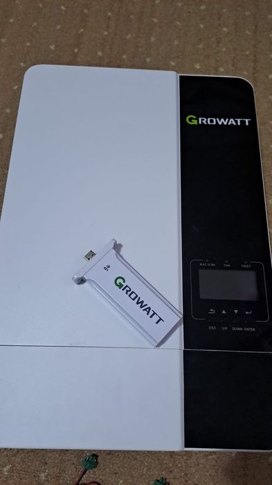 Growatt SPF 5000 ES
