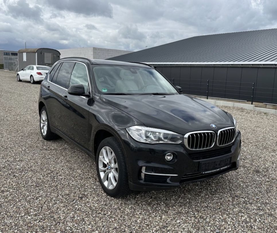 • DEZMEMBREZ • BMW X5 (F15) 2.5 xD • 2013-2018 • 7 Locuri •