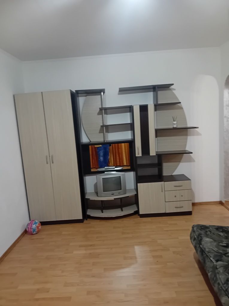 Proprieta Ofer cu chirie apartament