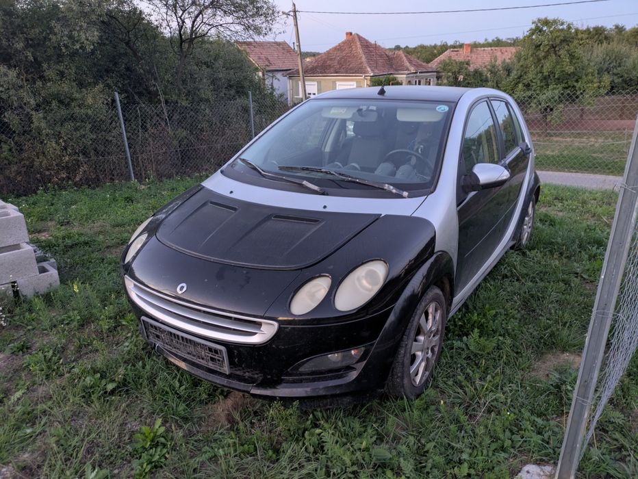 Dezmembrez Smart forfour 454 1.5 cdi automat