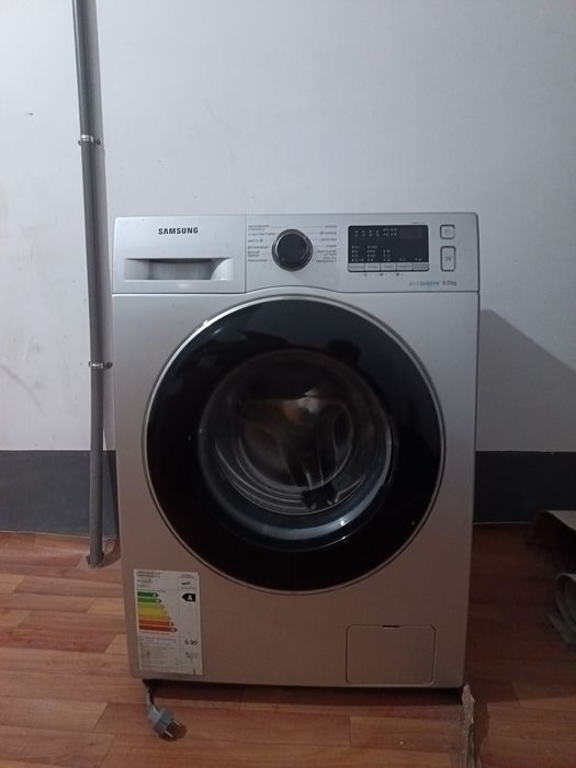 Стиральная машинка Samsung