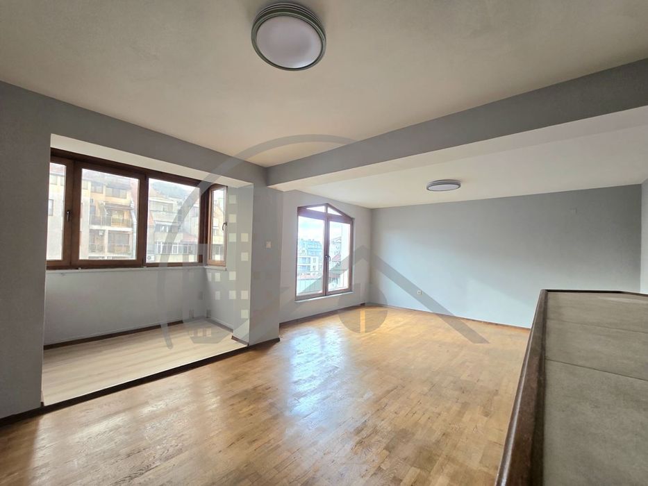 Продава се Двустаен апартамент в Варна, Зимно кино Тракия - 64 кв.м за 1036 €/кв.м - Снимка #2