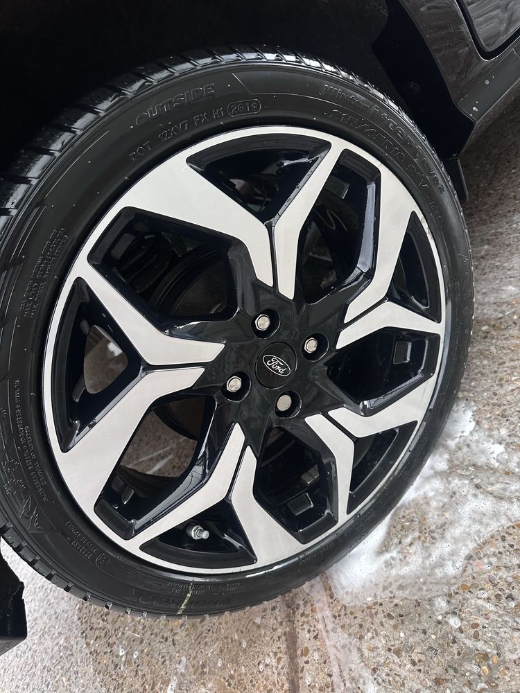 Vand ford ecosport St line