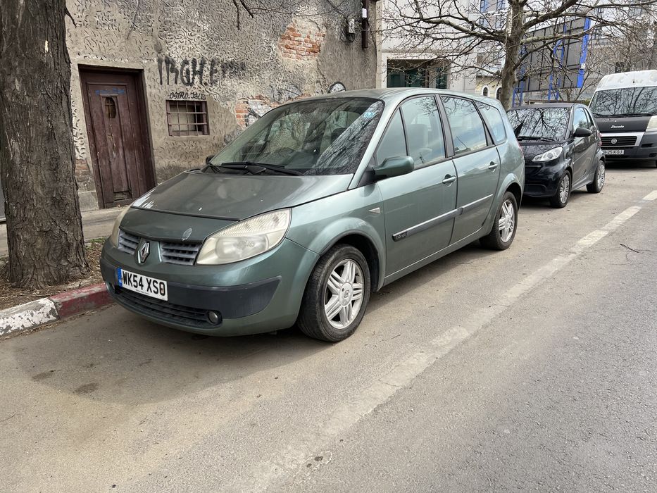 Dezmembrez Renault scenic 1.6 16 V