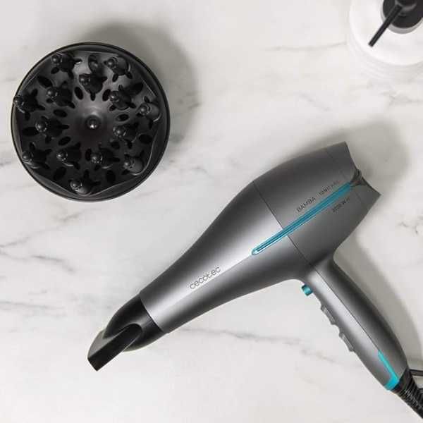 Йонен сешоар Cecotec Bamba IoniCare 5300