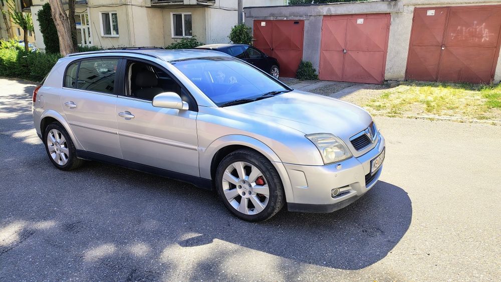 Opel Signum 2005 benzina 2.0T
