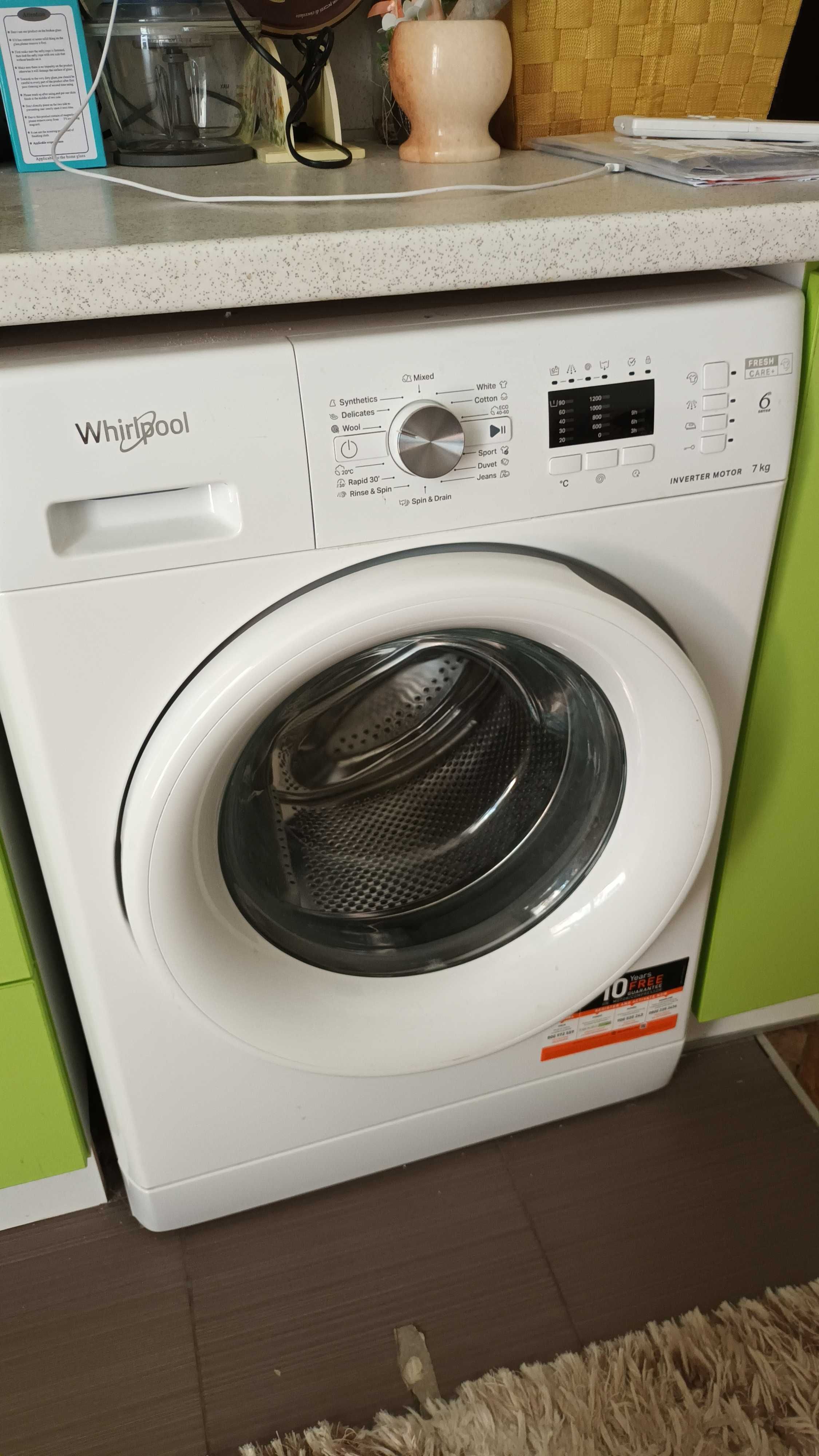 Пералня Whirlpool, на 3г 10 мес, много запазена