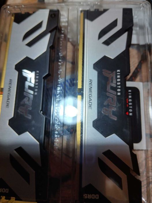 Kingston fury Renegade 7200 32GB