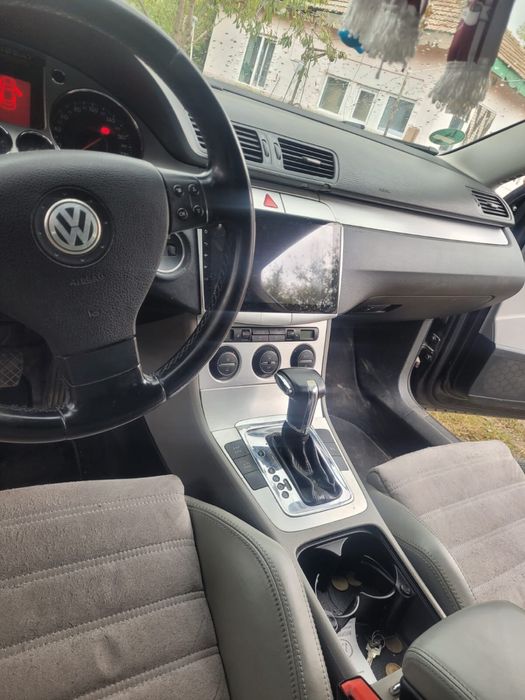 Vand pasta b6 cutie automata schimburi facute distributie facuta