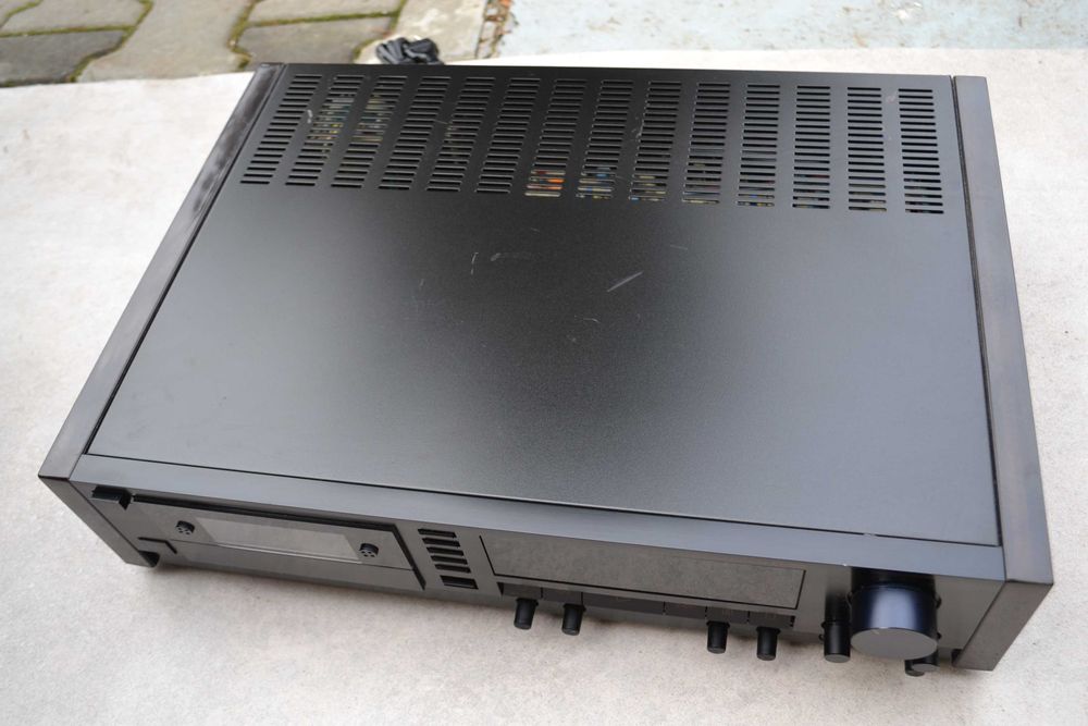 Deck FineArts by Grundig CT 905