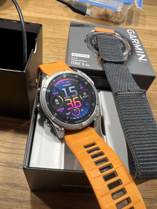 Garmin fenix 8 safir amoled 51 cm