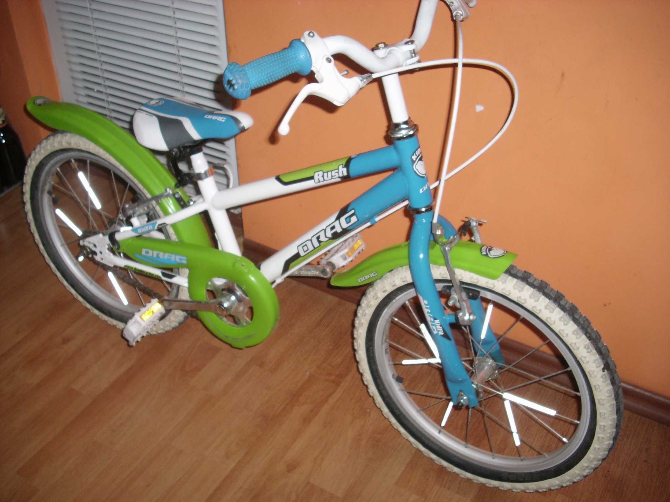 18" ДРАГ,DRAG  детски велосипед,колело със спомагателни колела.