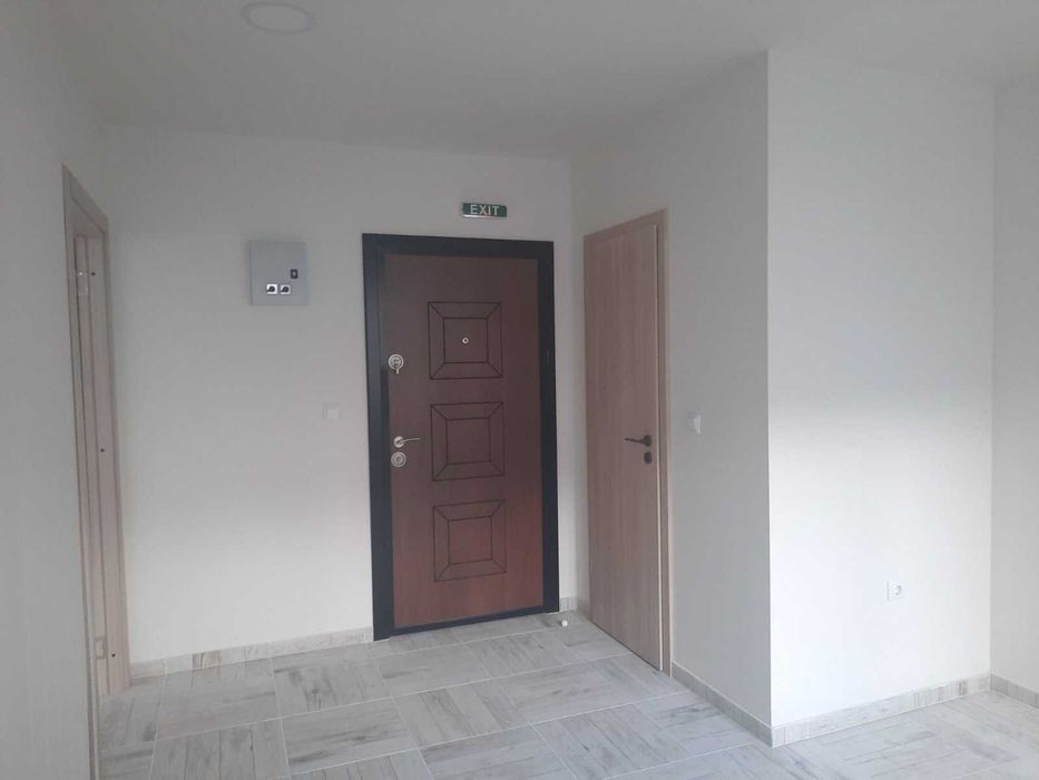 Офис под наем в нова сграда в гр. Шумен