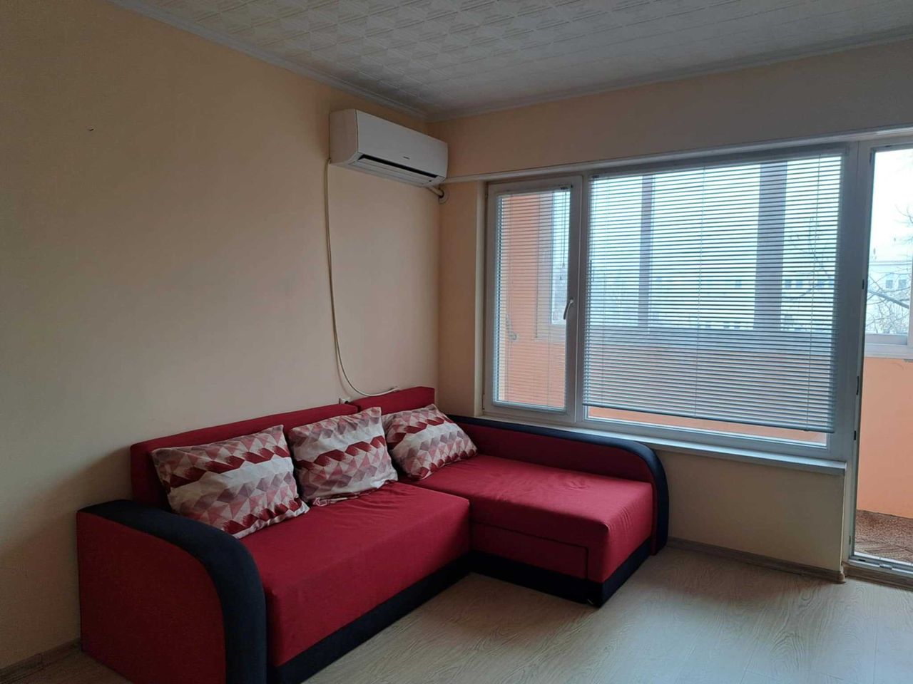 Продава се Едностаен апартамент в Русе, Здравец Изток - 45 кв.м за 1445 €/кв.м - Снимка #7