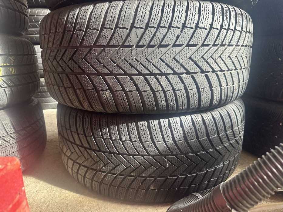 Anvelope iarna Bridgestone 275/40/19 dot 2020