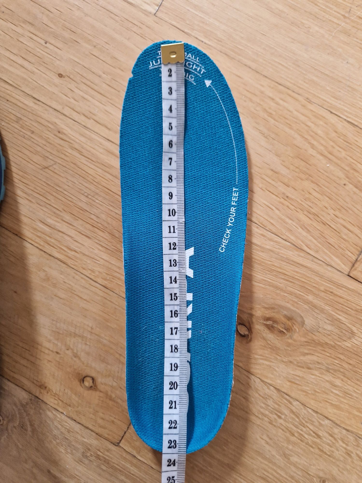 SCARPA Нови обувки номер 35