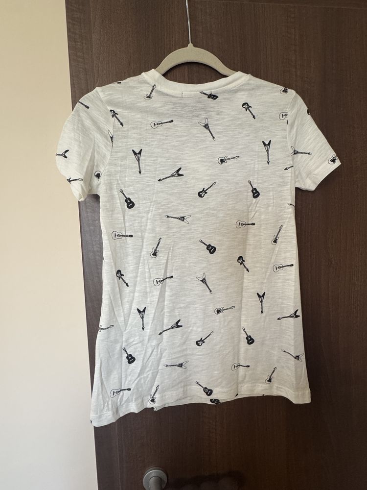 Tricou alb cu chitare, Forever 21, masura S