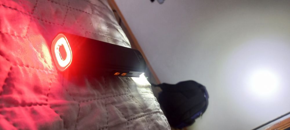 Far lanterna Gaciron V20C-600