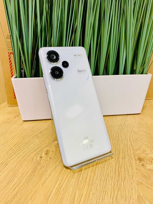 НОВ !!! Xiaomi Redmi Note 13 Pro+, 12GB RAM, 512GB, 5G, White