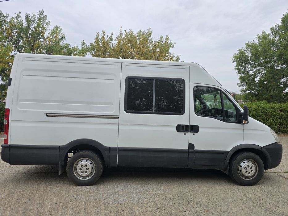 Vând Iveco  Daily