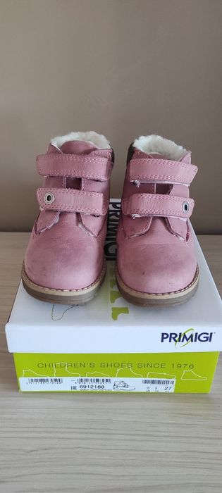 Маратонки, обувки, ботуши момиче