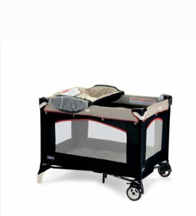 Vând pătuț chicco tip țarc