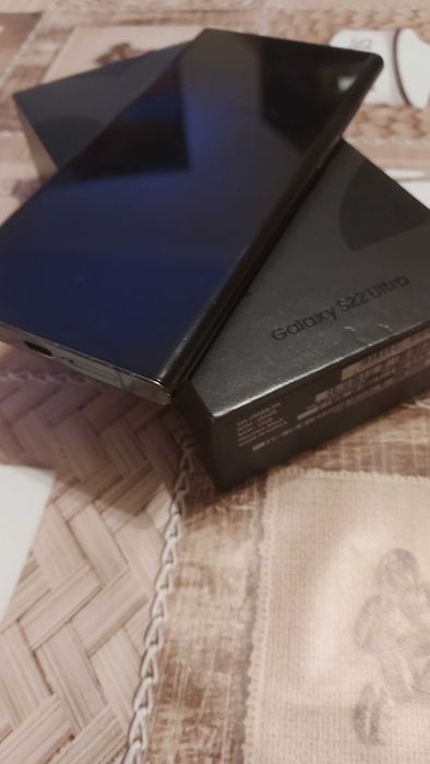Samsung s22 Ultra  256GB Ram 12GB