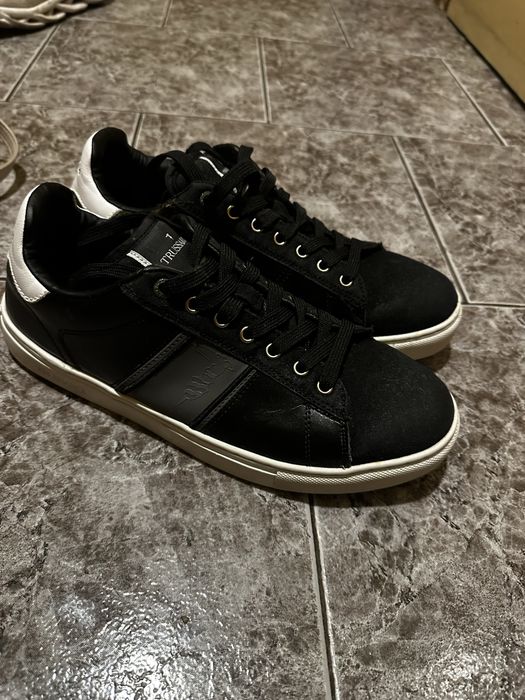 обувки trusardi 43 номер