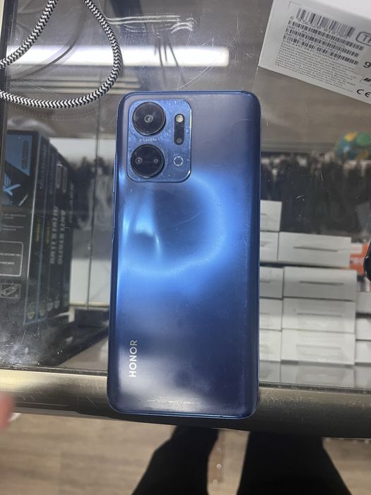 HONOR X7a коробкой