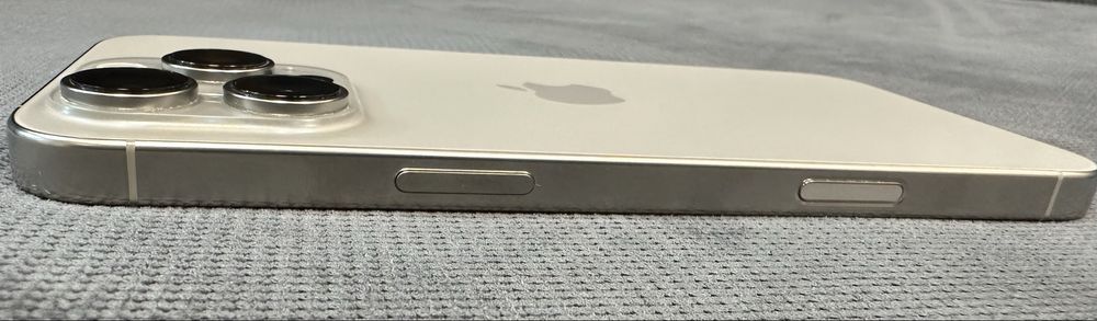iPhone 16 Pro Max (512GB)