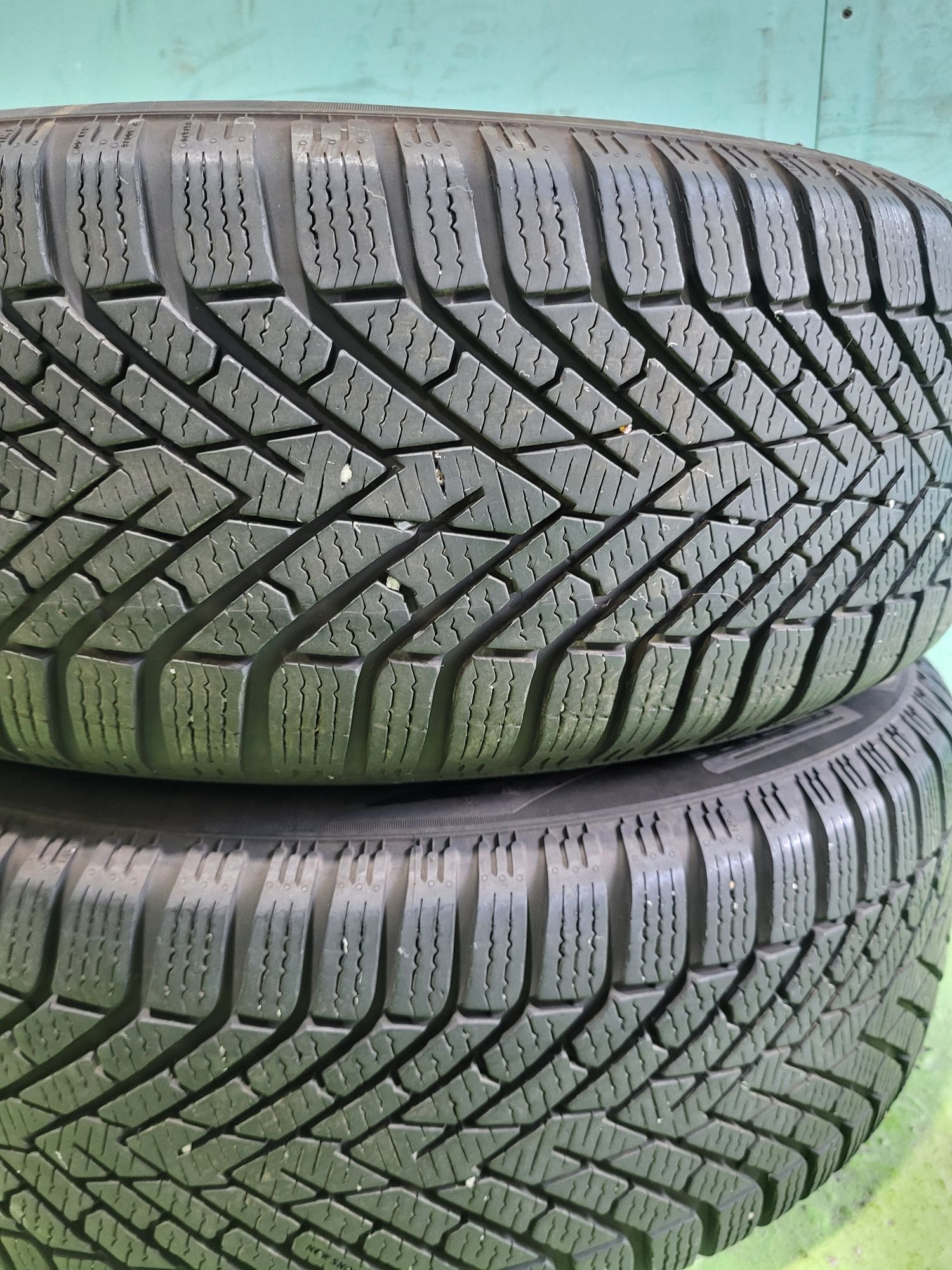 2 бр зимни 205/60/16 Pirelli
