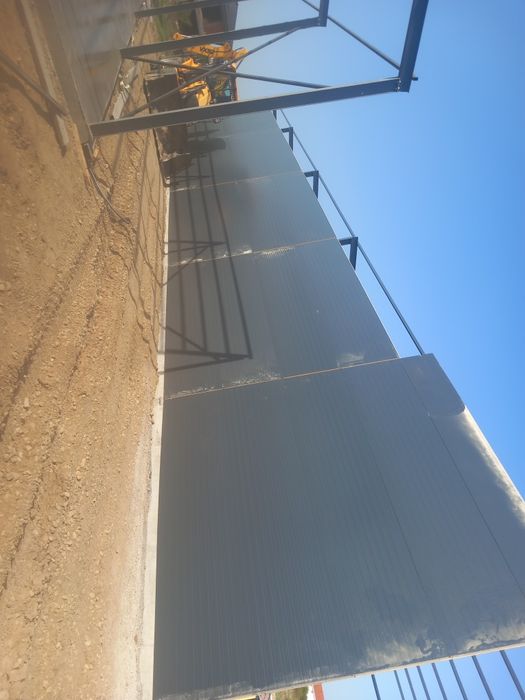 Hale metalice 10x20 4800 euro